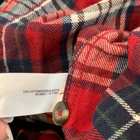 Old Navy Red and Blue Plaid flannel Shirt - Picture 4 of 5